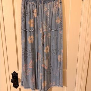Easel Blue Floral Flowy Pants